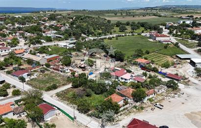 ÇANAKKALE KUMKALE KÖYÜNDE KÖY İÇİ İMARLI SATILIK ARSA
