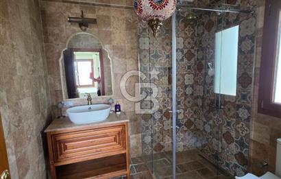 CB GİZ'DEN Kalkan'da Satılık manzaralı lüks villa (425 m2 arsa)