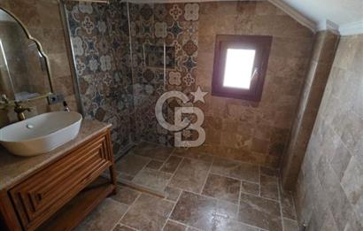 CB GİZ'DEN Kalkan'da Satılık manzaralı lüks villa (425 m2 arsa)