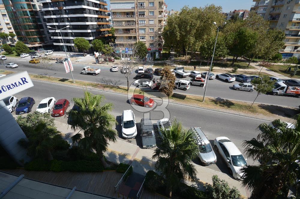 Merkezi Konumda, Yeni Bina, Site İçerisinde Kiralık 3 +1