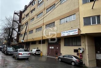 Eyüp İş Merkezinde Satılık Üretim ve Depolama Atölyeleri - 3 - 330521