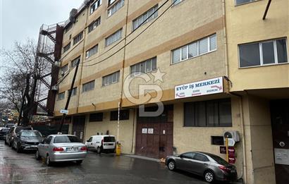 Eyüp İş Merkezinde Satılık Üretim ve Depolama Atölyeleri