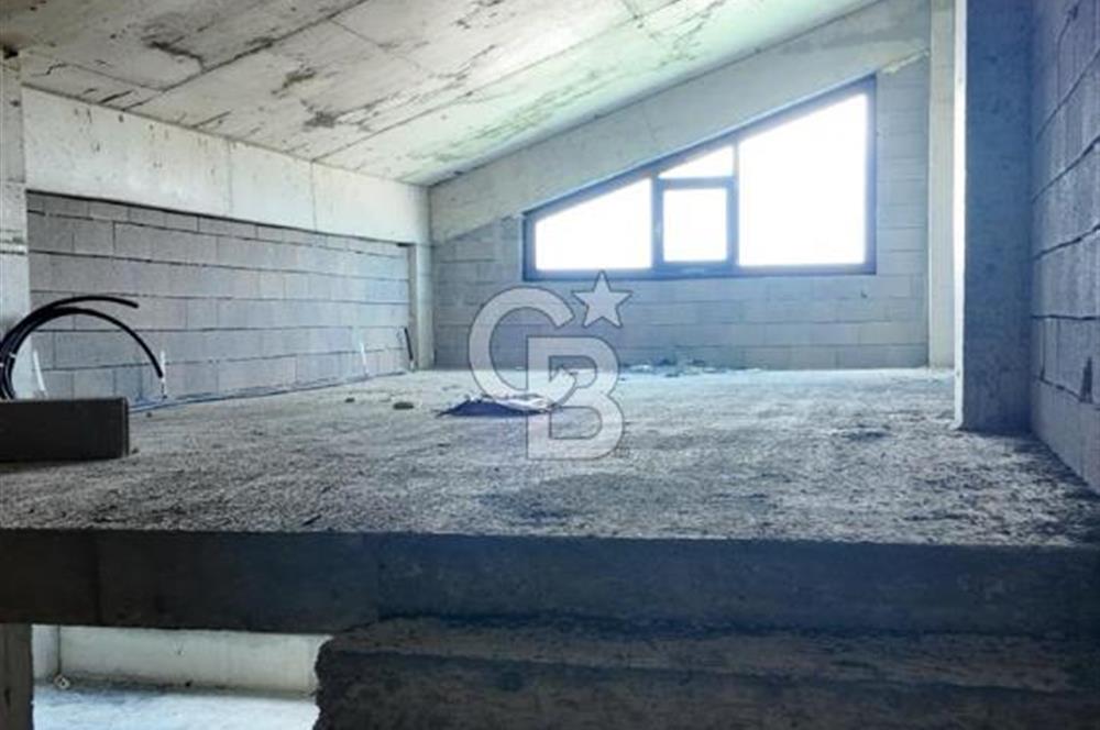 Beytepe’de 777 m² Net Kullanım Alanlı, Geniş Bahçeli Natamam Villa