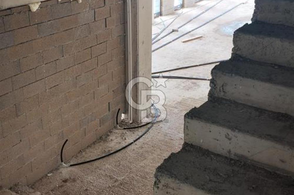 Beytepe’de 777 m² Net Kullanım Alanlı, Geniş Bahçeli Natamam Villa
