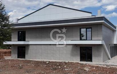 Beytepe’de 777 m² Net Kullanım Alanlı, Geniş Bahçeli Natamam Villa