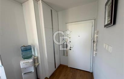 Narlıdere Merkezde Ana Cadde Üzeri İş Bürosu