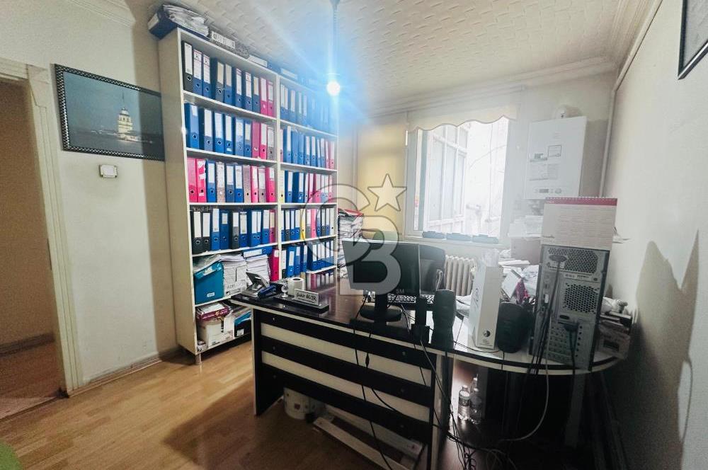 DEMİRTEPE METROSUNA 100 M MESAFEDE 2+1 SATILIK DAİRE OFİS 