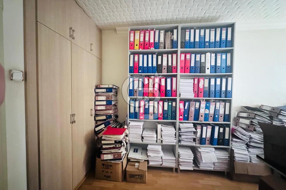 DEMİRTEPE METROSUNA 100 M MESAFEDE 2+1 SATILIK DAİRE OFİS 