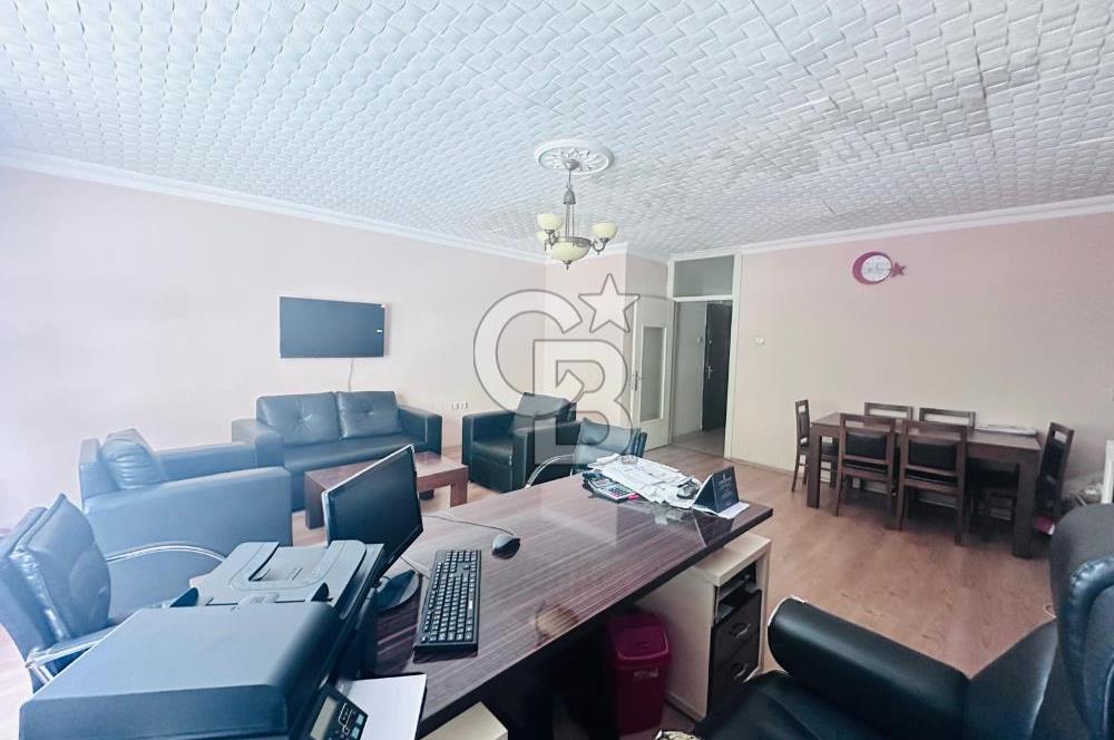 DEMİRTEPE METROSUNA 100 M MESAFEDE 2+1 SATILIK DAİRE OFİS 