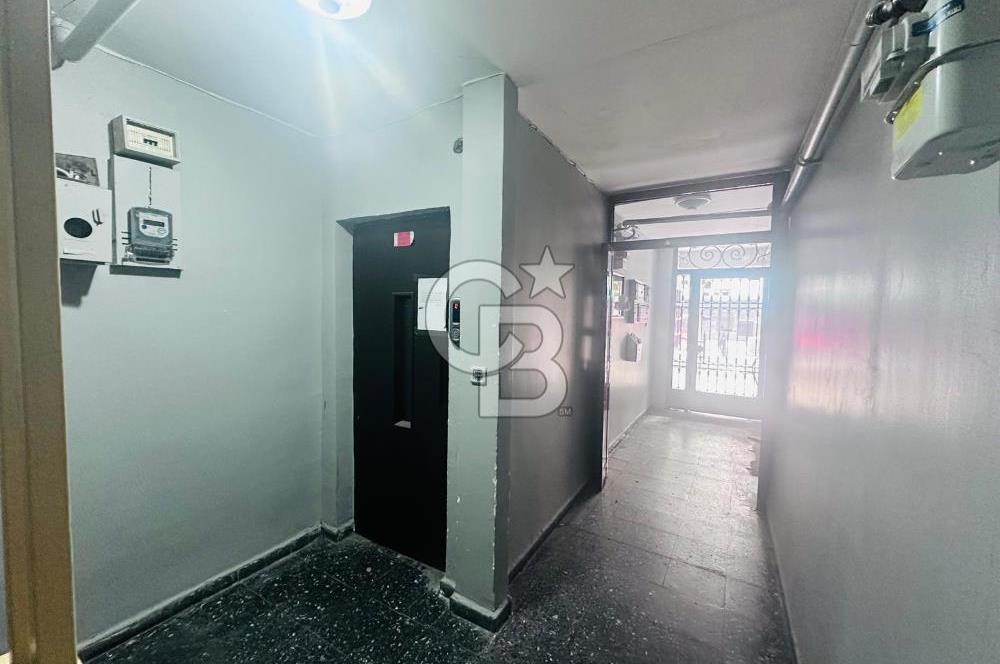 DEMİRTEPE METROSUNA 100 M MESAFEDE 2+1 SATILIK DAİRE OFİS 