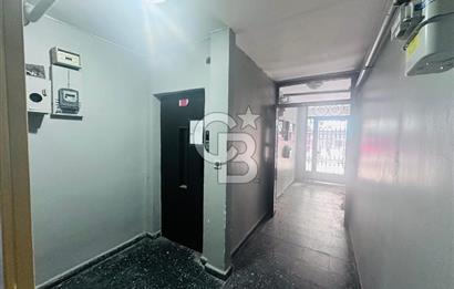 DEMİRTEPE METROSUNA 100 M MESAFEDE 2+1 SATILIK DAİRE OFİS 