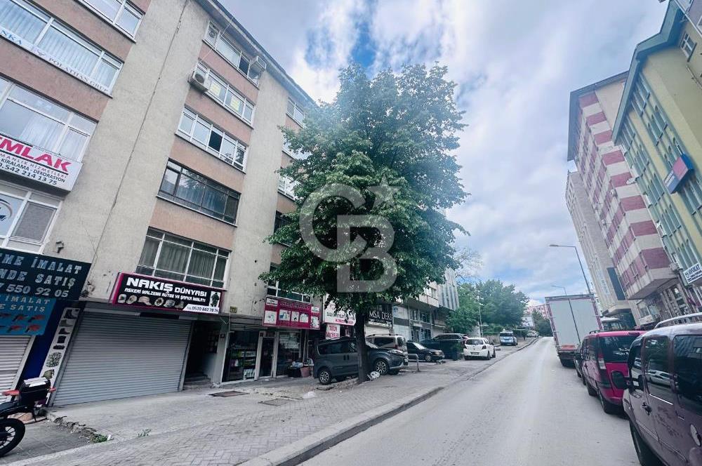 DEMİRTEPE METROSUNA 100 M MESAFEDE 2+1 SATILIK DAİRE OFİS 