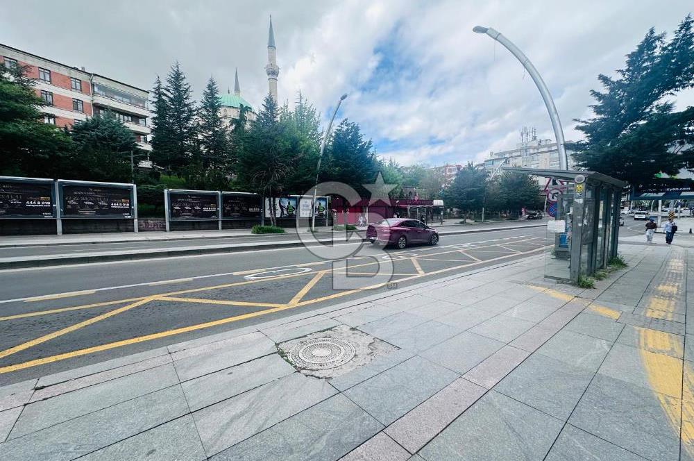 DEMİRTEPE METROSUNA 100 M MESAFEDE 2+1 SATILIK DAİRE OFİS 