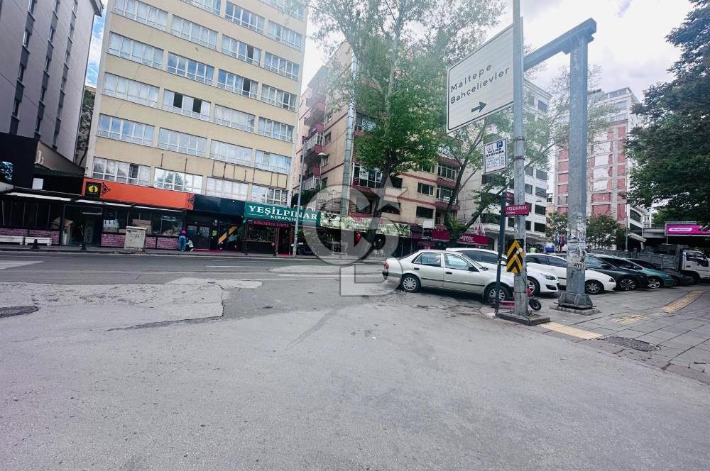 DEMİRTEPE METROSUNA 100 M MESAFEDE 2+1 SATILIK DAİRE OFİS 