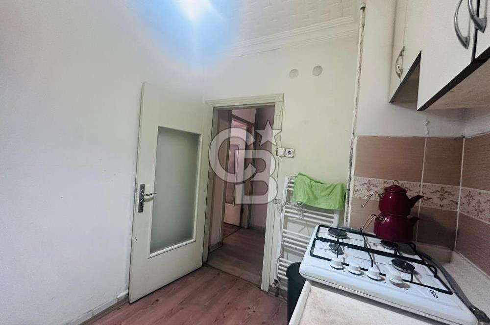 DEMİRTEPE METROSUNA 100 M MESAFEDE 2+1 SATILIK DAİRE OFİS 