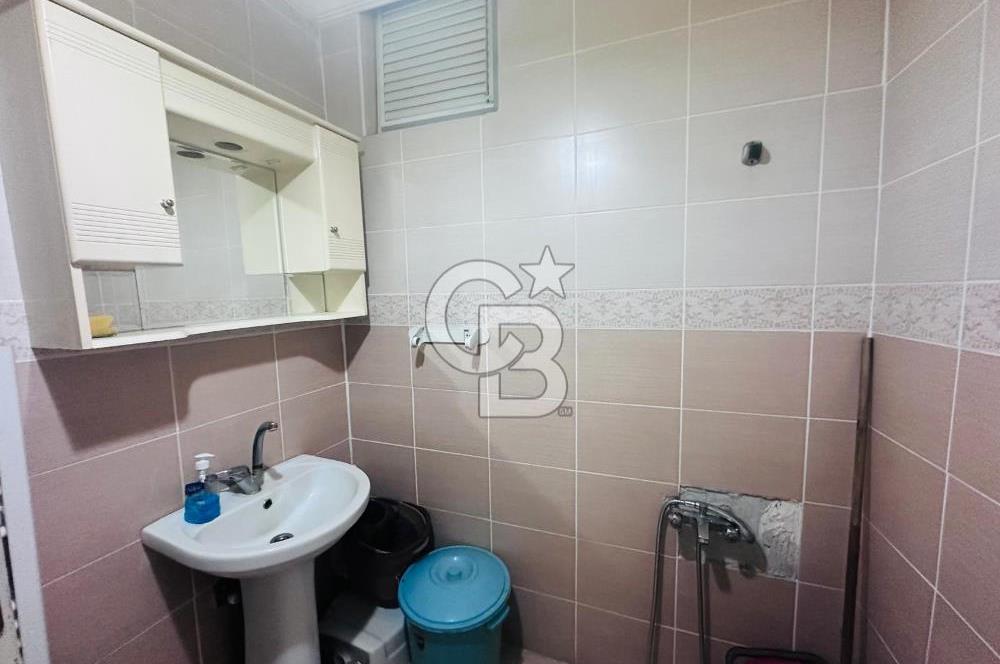 DEMİRTEPE METROSUNA 100 M MESAFEDE 2+1 SATILIK DAİRE OFİS 