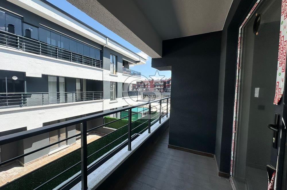Ufuk Göl Evlerinde Sıfır, Ebeveyn Banyolu 2+1 Satılık Daire