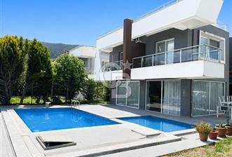 Havuzlu Bahçeli 5+1 Satılık Villa - Yok Bu Fiyata - 12 - 349585