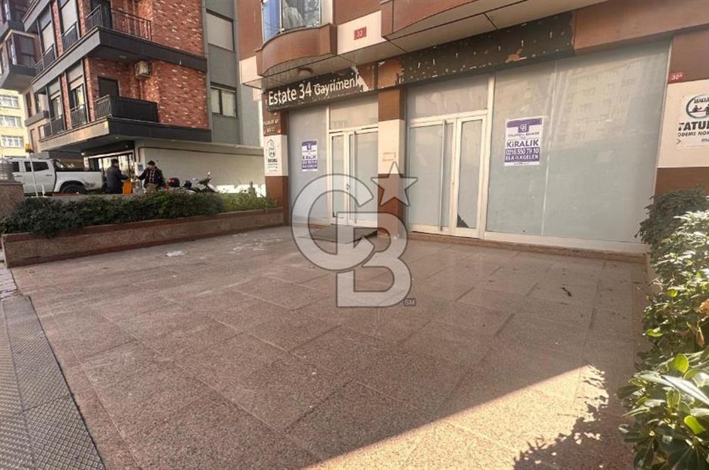 Kadikoy Merdivenkoyde Kiralik Dukkan