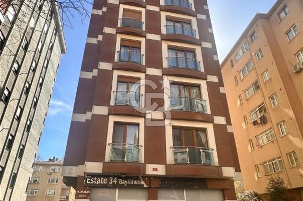Kadikoy Merdivenkoyde Kiralik Dukkan