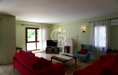 CB GİZ'DEN Kalkan'da Satılık manzaralı lüks villa (425 m2 arsa)