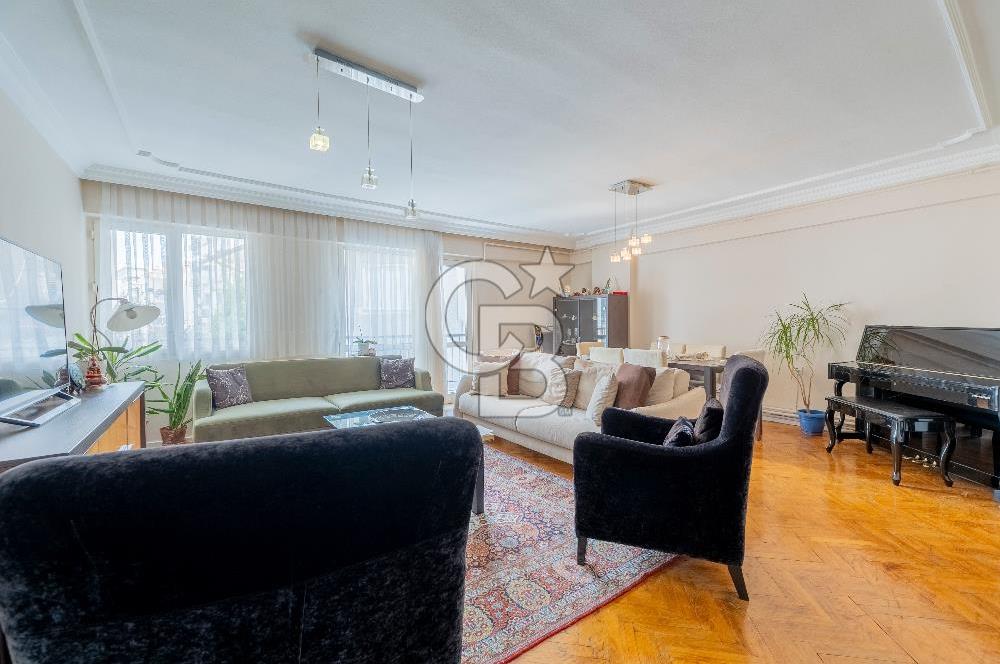 İzmir Bornova Küçükpark Satılık 3+1 135 m² Daire