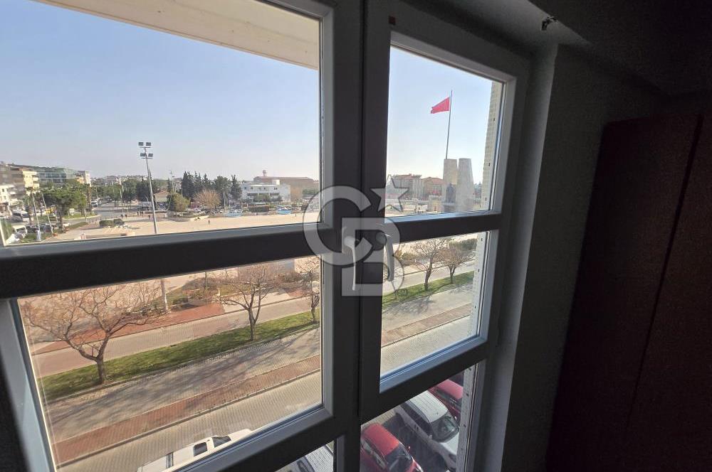 DİDİM KENT MEYDANINDA SATILIK OFİS