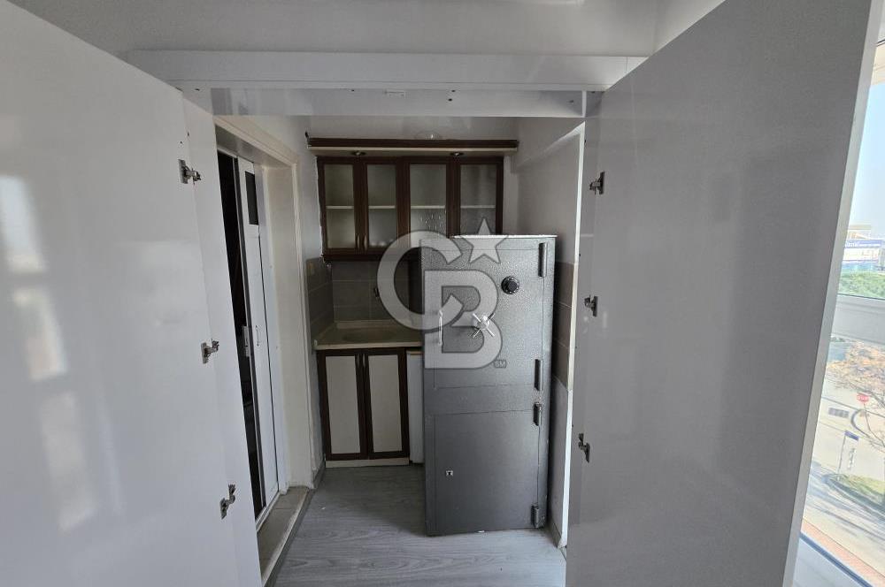 DİDİM KENT MEYDANINDA SATILIK OFİS
