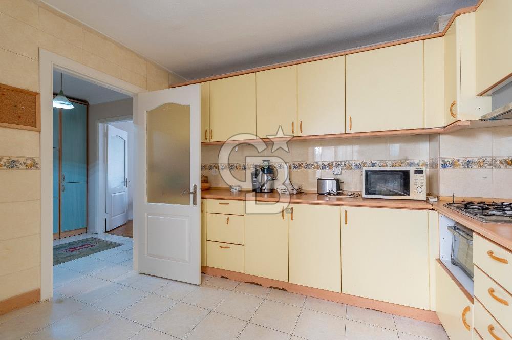 İzmir Bornova Küçükpark Satılık 3+1 135 m² Daire