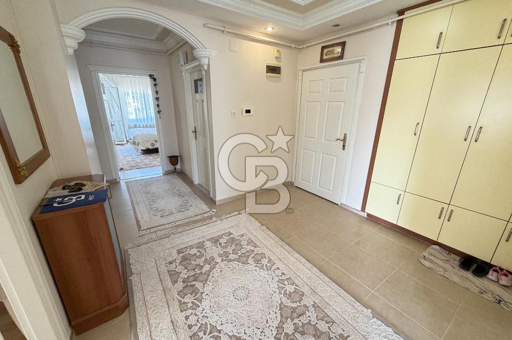 Kenan Evren Bulvar Yakını,Site İçerisinde Ferah 4+1, 180m² Netli