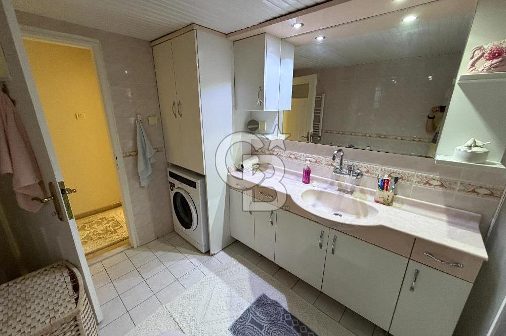 Kenan Evren Bulvar Yakını,Site İçerisinde Ferah 4+1, 180m² Netli