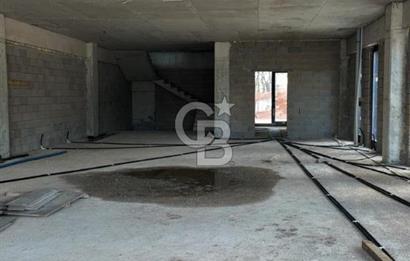 Bağlar Caddesinin En Prestijli Noktasında Komple Kiralık Bina