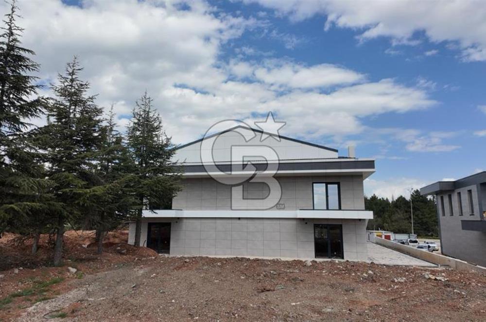 Bağlar Caddesinin En Prestijli Noktasında Komple Kiralık Bina