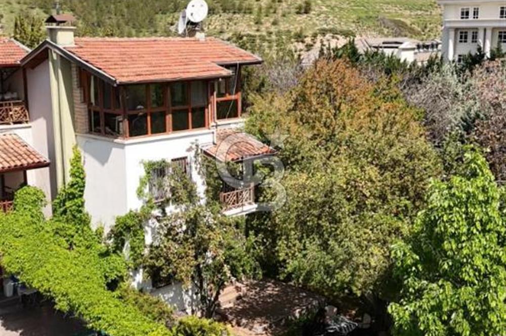  ÇAYYOLU BİLFEN KOLEJİ YANI PRESTİJLİ KONUMDA SATILIK KÖŞE VİLLA
