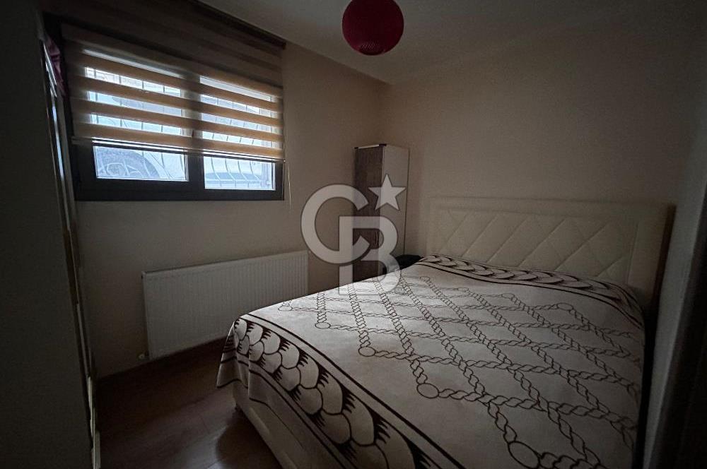 Karabağlar General Kazım Özalp Mah'de 2+1 80m2 Satılık