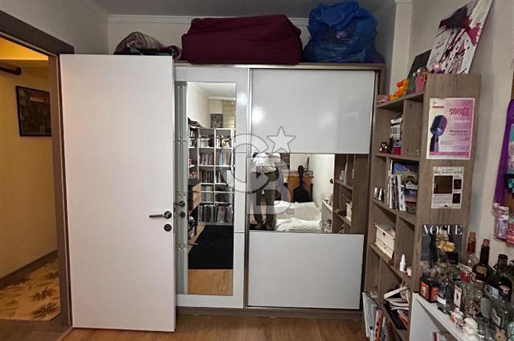 Karabağlar General Kazım Özalp Mah'de 2+1 80m2 Satılık