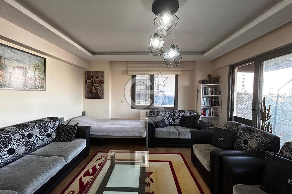 Karabağlar General Kazım Özalp Mah'de 2+1 80m2 Satılık