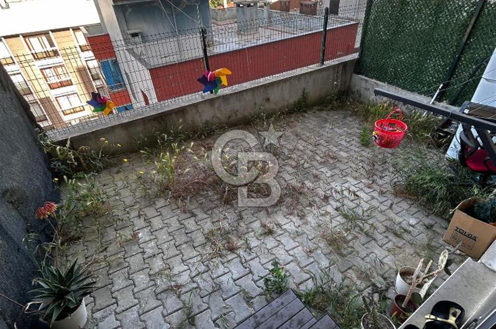 Karabağlar General Kazım Özalp Mah'de 2+1 80m2 Satılık