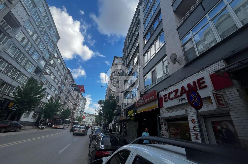 CB CITY'DEN YUNUSEMRE CADDESİ ÜZERİNDE KİRALIK İŞYERİ