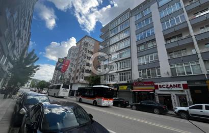 CB CITY'DEN YUNUSEMRE CADDESİ ÜZERİNDE KİRALIK İŞYERİ