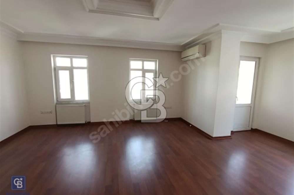 Acıbadem Sakinlerde Deniz manzaralı 5+2 Kiralık Çatı Dubleks
