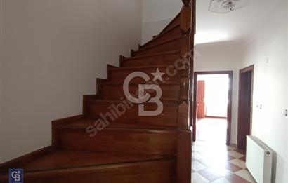 Acıbadem Sakinlerde Deniz manzaralı 5+2 Kiralık Çatı Dubleks