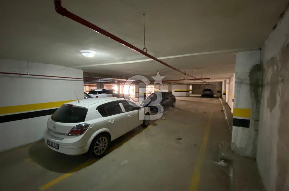 SANCAKTEPE MERVE MAH.DE SİTE İÇİ ARA KAT 2+1 100m² SATILIK DAİRE