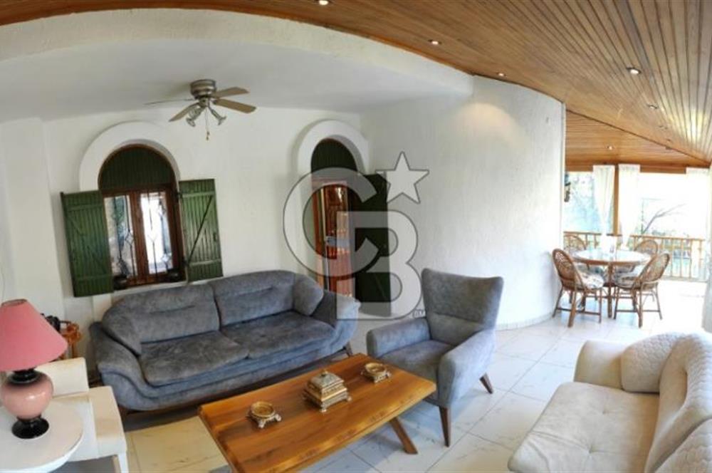Çeşme Yalı mh. 400 m² Bahçeli, Her Şey Dahil Konsept Lüks Müstakil Yazlık