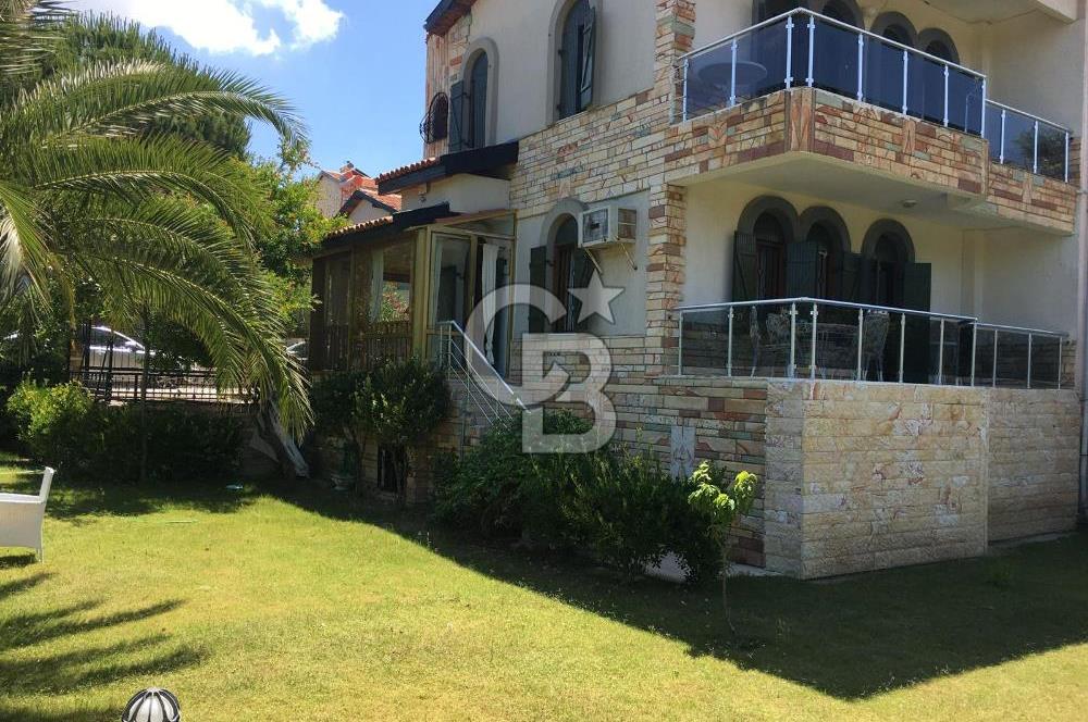 Çeşme Yalı mh. 400 m² Bahçeli, Her Şey Dahil Konsept Lüks Müstakil Yazlık