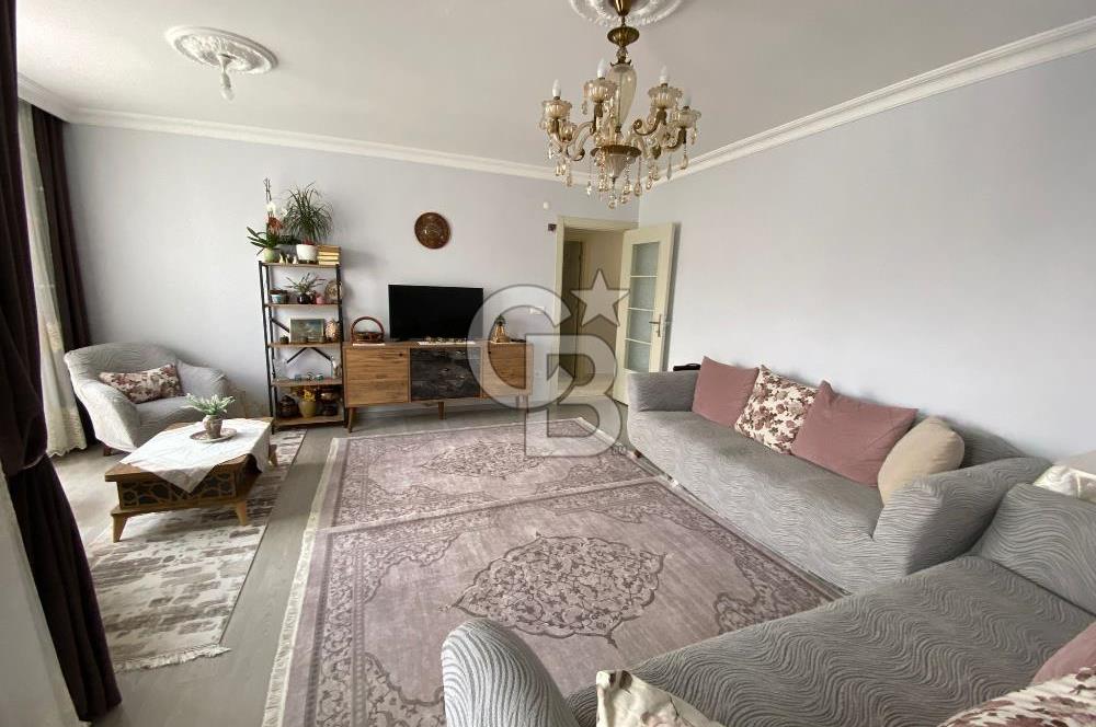 SANCAKTEPE MERVE MAH.DE SİTE İÇİ ARA KAT 2+1 100m² SATILIK DAİRE