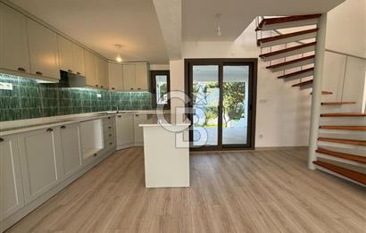 Datça Dadya Sitesi’nde Panoramik Deniz Manzaralı, Tadilatlı 3+1 Villa