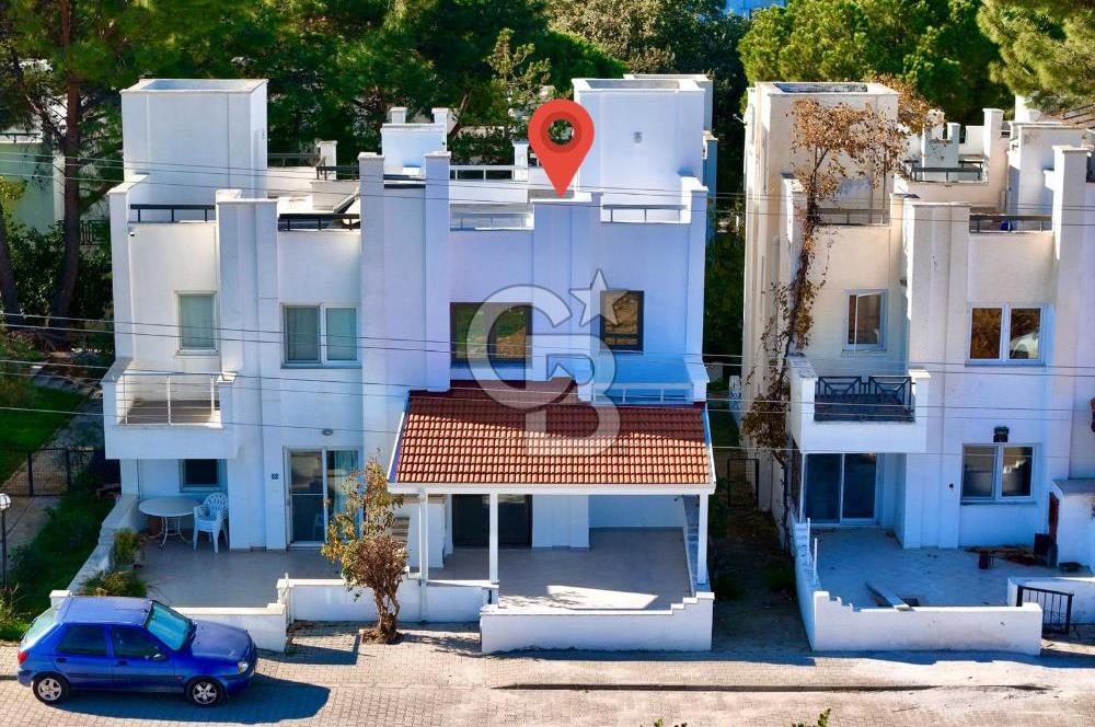 Datça Dadya Sitesi’nde Panoramik Deniz Manzaralı, Tadilatlı 3+1 Villa