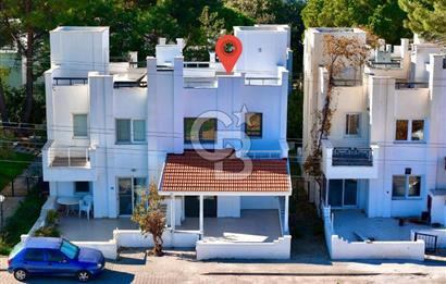 Datça Dadya Sitesi’nde Panoramik Deniz Manzaralı, Tadilatlı 3+1 Villa