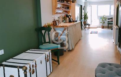 Kadıköy rıhtıma yakın geniş stüdyo daire kiralık